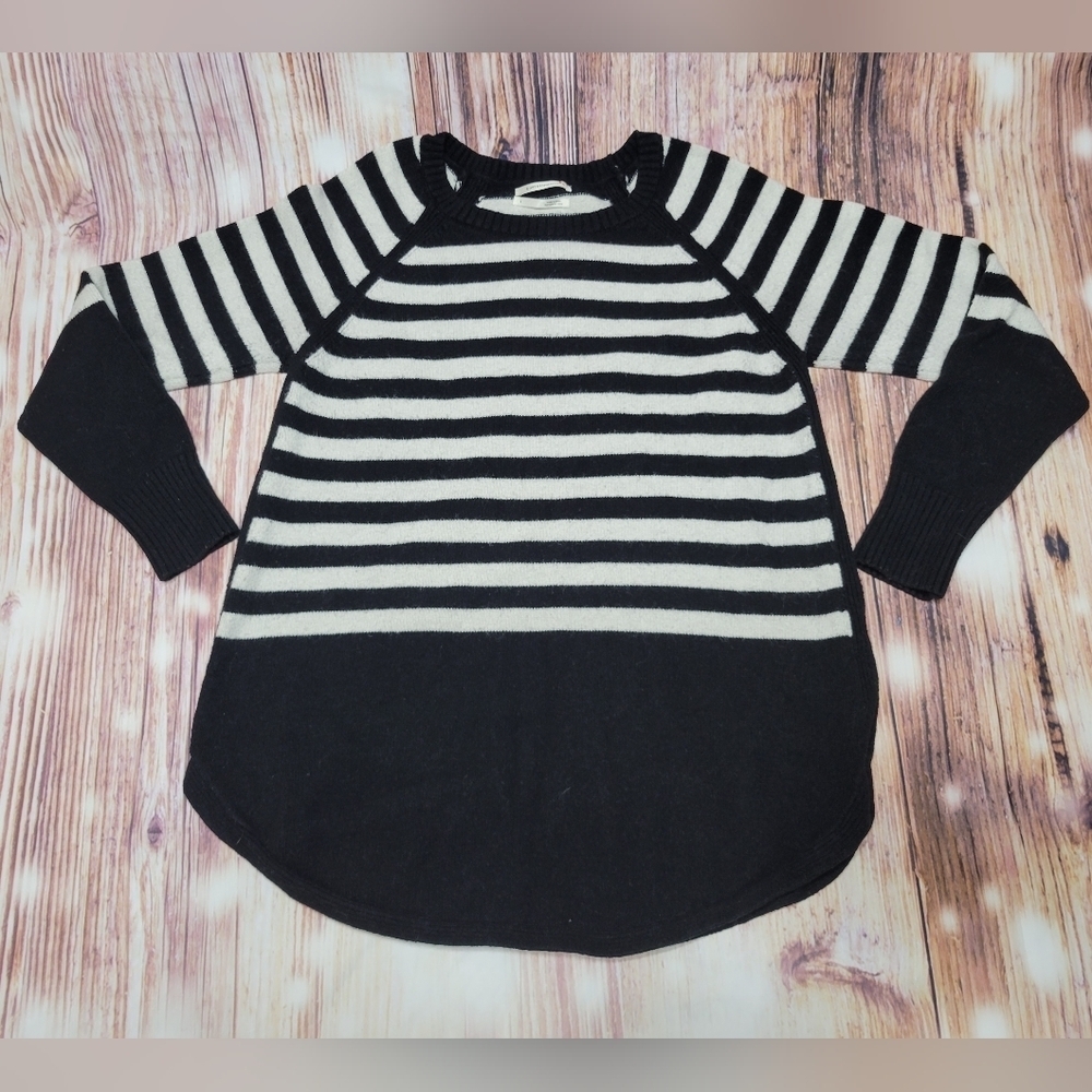 Anthropologie Sweater